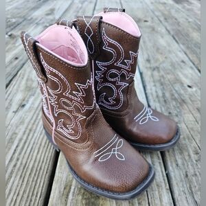 wonder nation Brown and Pink Girls' Western Boots